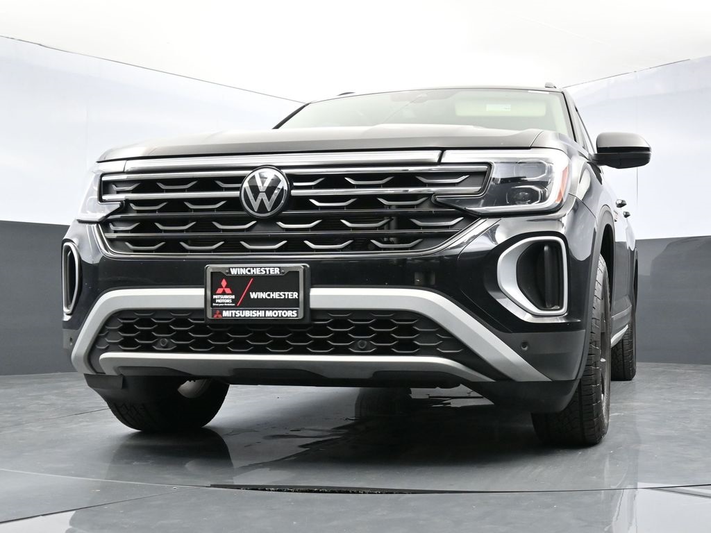 Vehicle image 15 of 45
