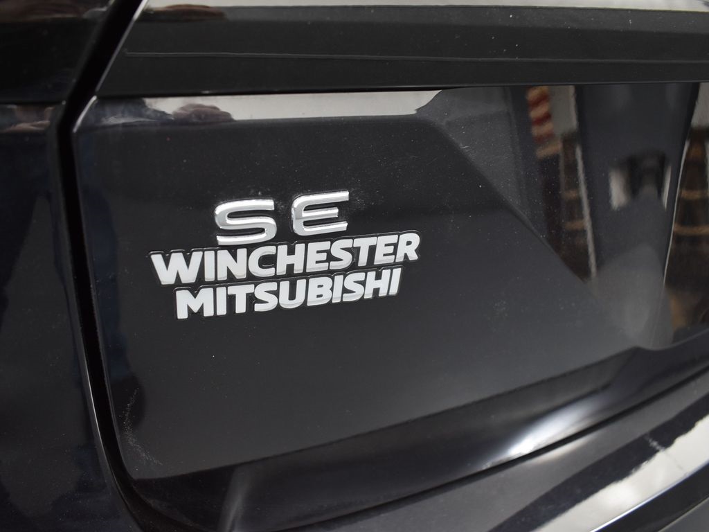Vehicle image 37 of 45