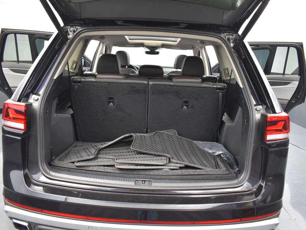 Vehicle image 22 of 45