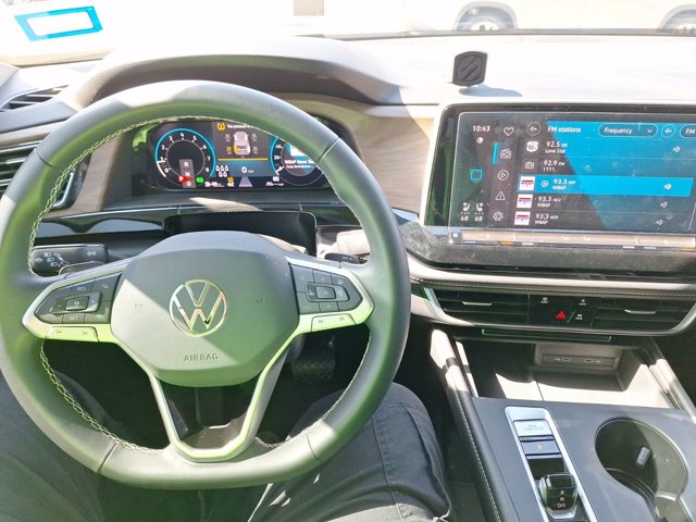 2024 Volkswagen Atlas 2.0T SE Image 19 of 33