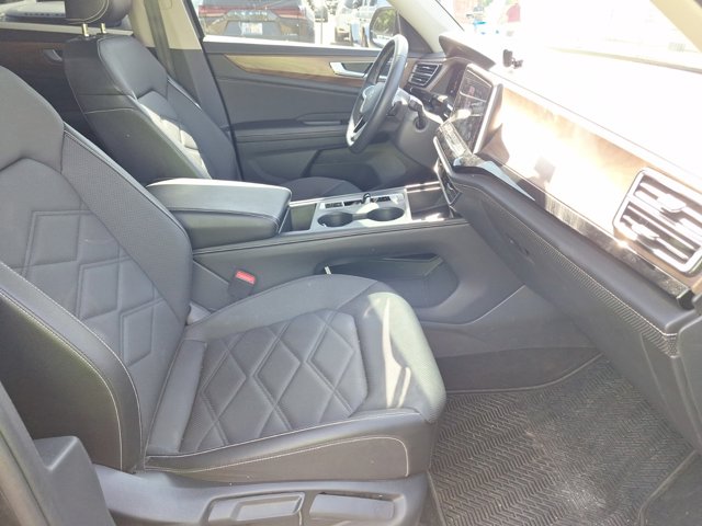 2024 Volkswagen Atlas 2.0T SE Image 33 of 33