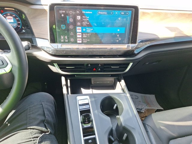 2024 Volkswagen Atlas 2.0T SE Image 28 of 33