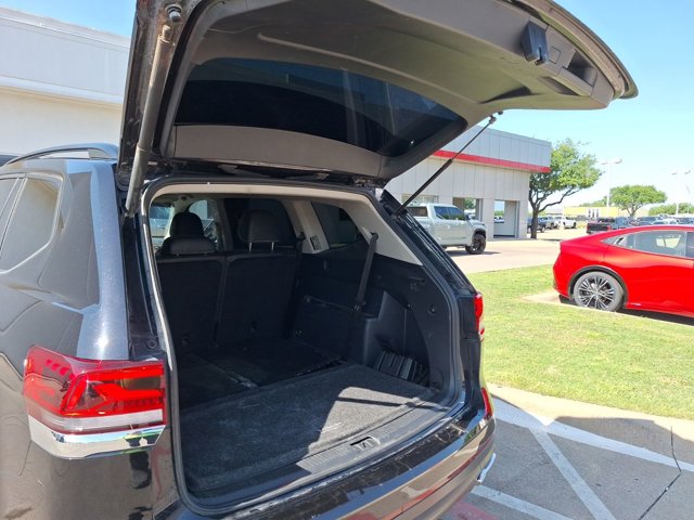 2024 Volkswagen Atlas 2.0T SE Image 11 of 33