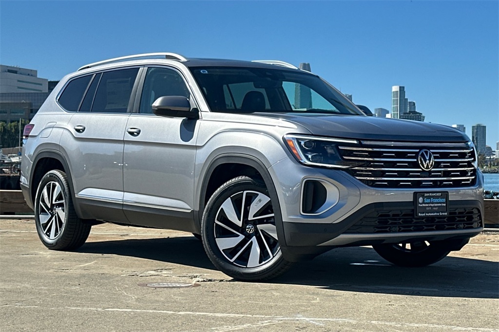 Vehicle image 2 of 19