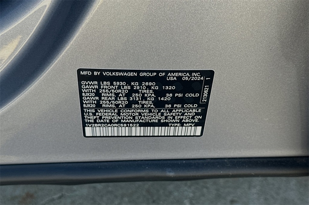 Vehicle image 16 of 19