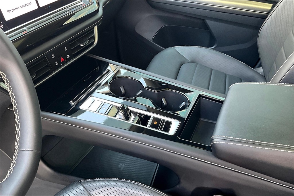 2024 Volkswagen Atlas 2.0T SEL Image 24 of 34