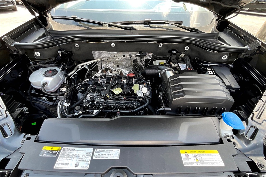 2024 Volkswagen Atlas 2.0T SEL Image 8 of 34