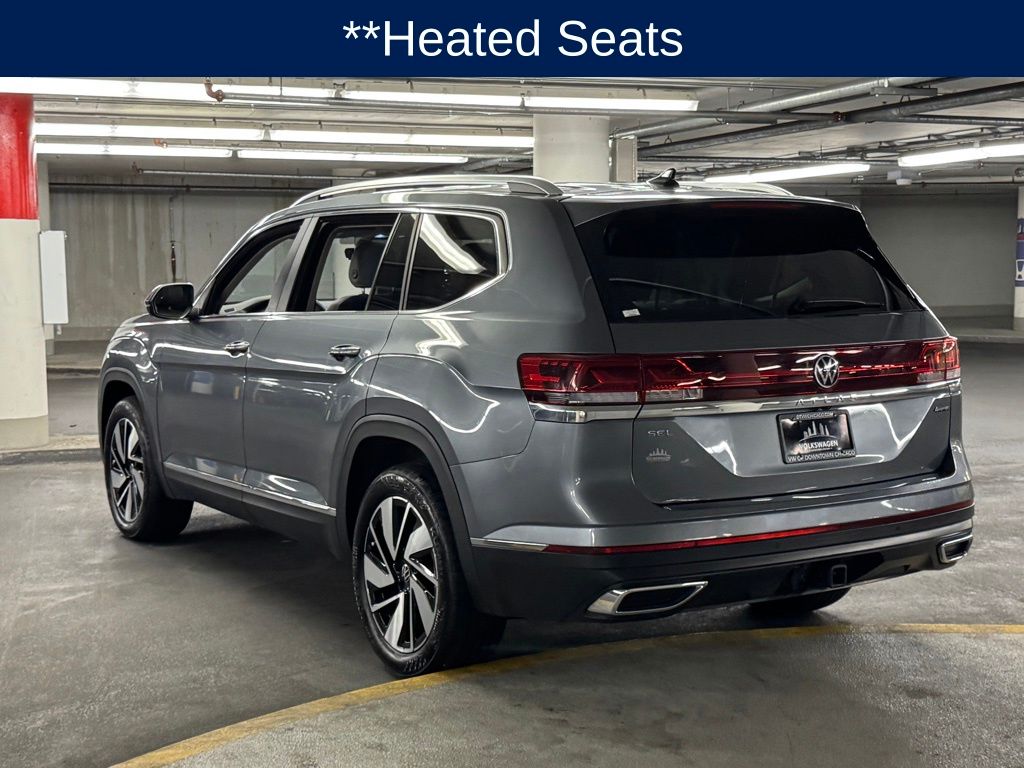 2024 Volkswagen Atlas 2.0T SEL Image 4 of 43