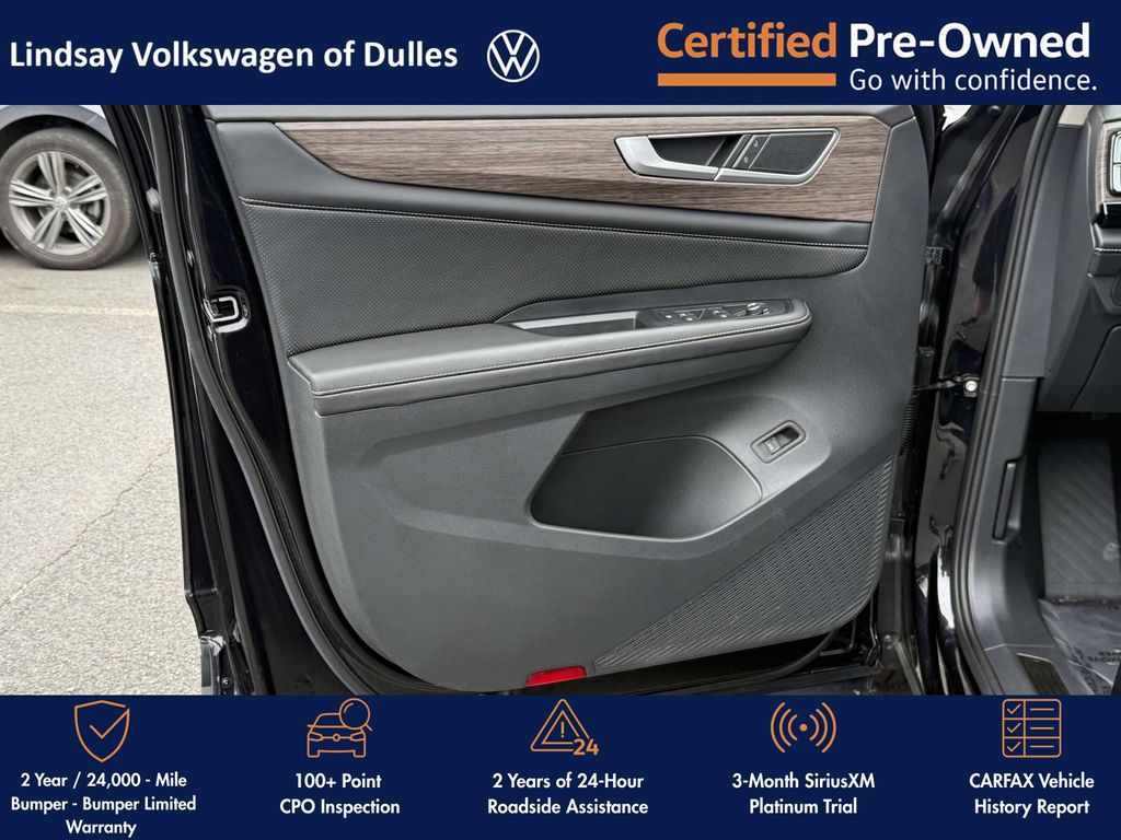 2024 Volkswagen Atlas 2.0T SEL Image 12 of 27