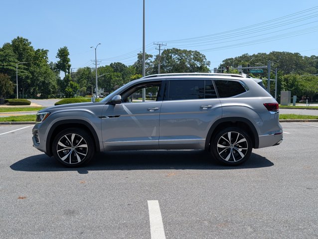 Vehicle image 9 of 35