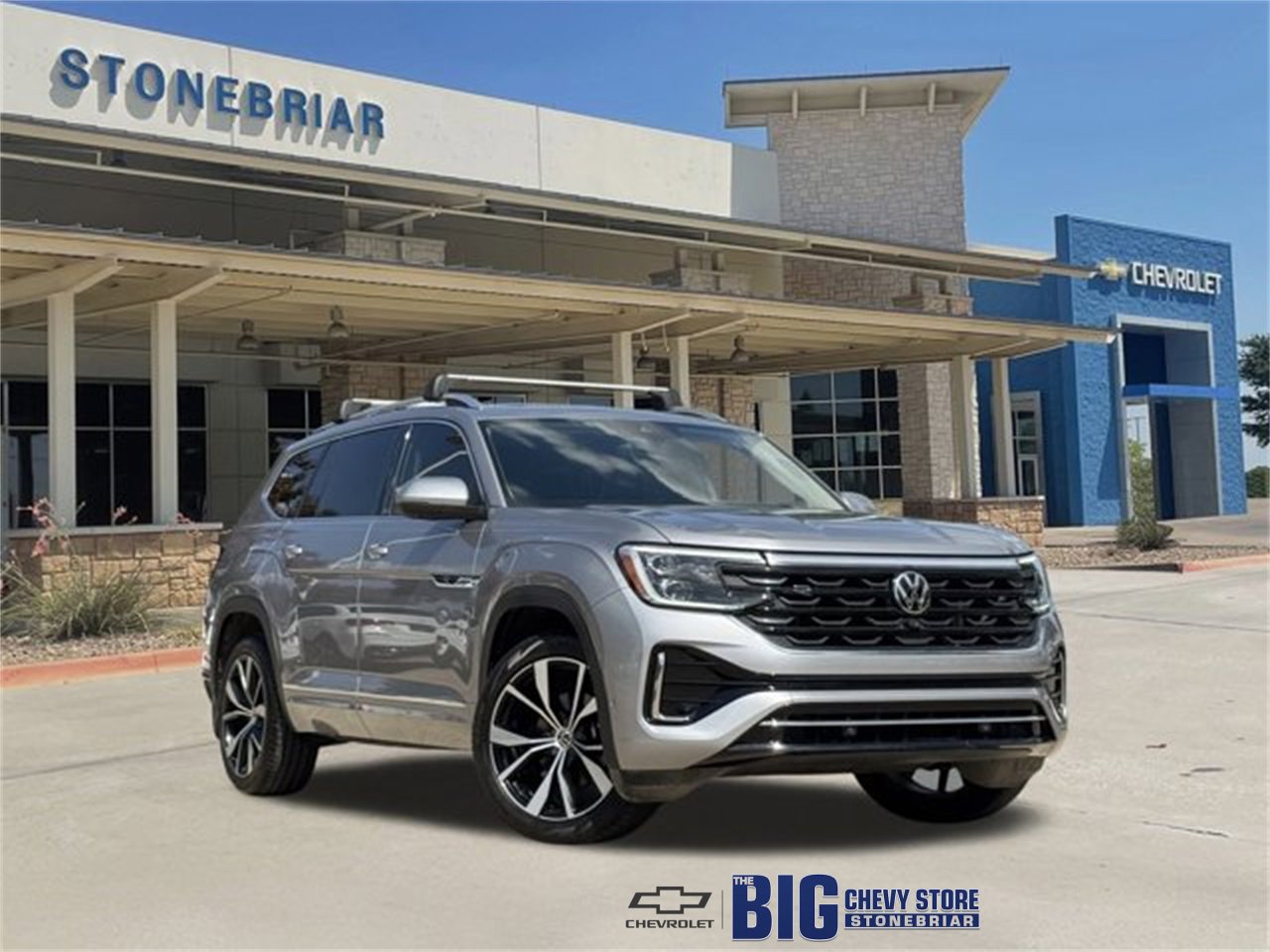 2024 Volkswagen Atlas 2.0T SEL Premium R-Line Image 3 of 36