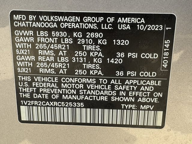 2024 Volkswagen Atlas 2.0T SEL Premium R-Line Image 27 of 36
