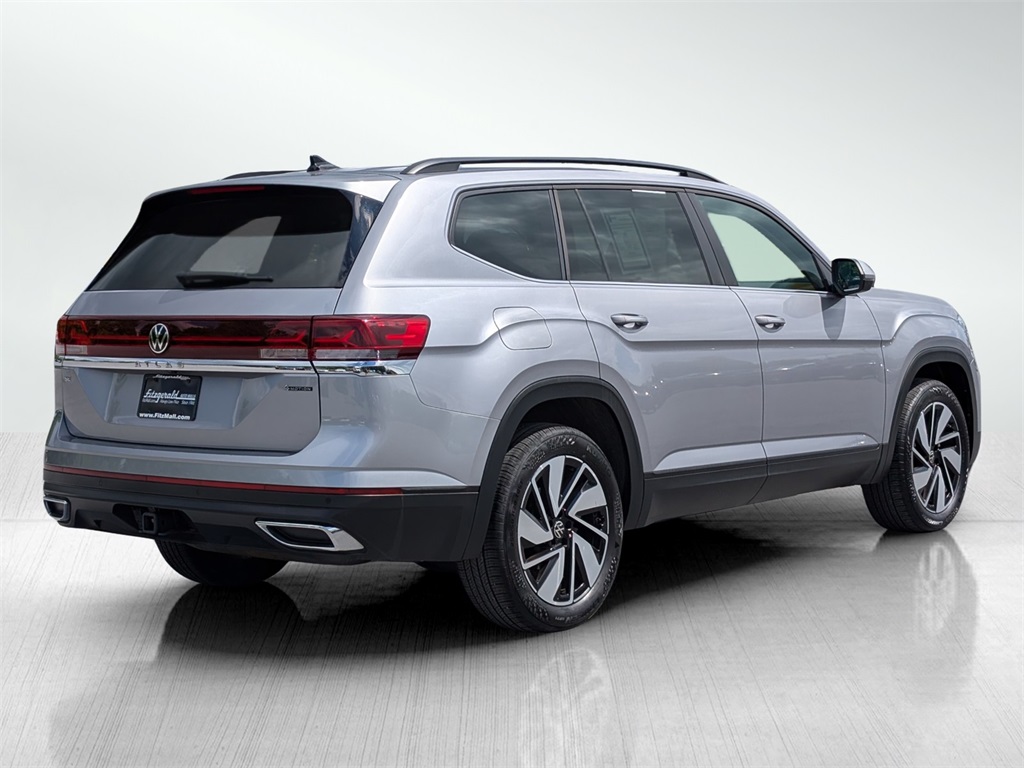 Vehicle image 5 of 30