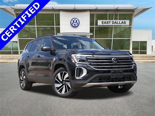 2024 Volkswagen Atlas 2.0T SE Technology Image 2 of 33
