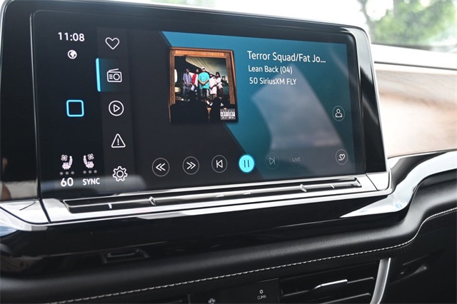 2024 Volkswagen Atlas 2.0T SE Technology Image 14 of 33