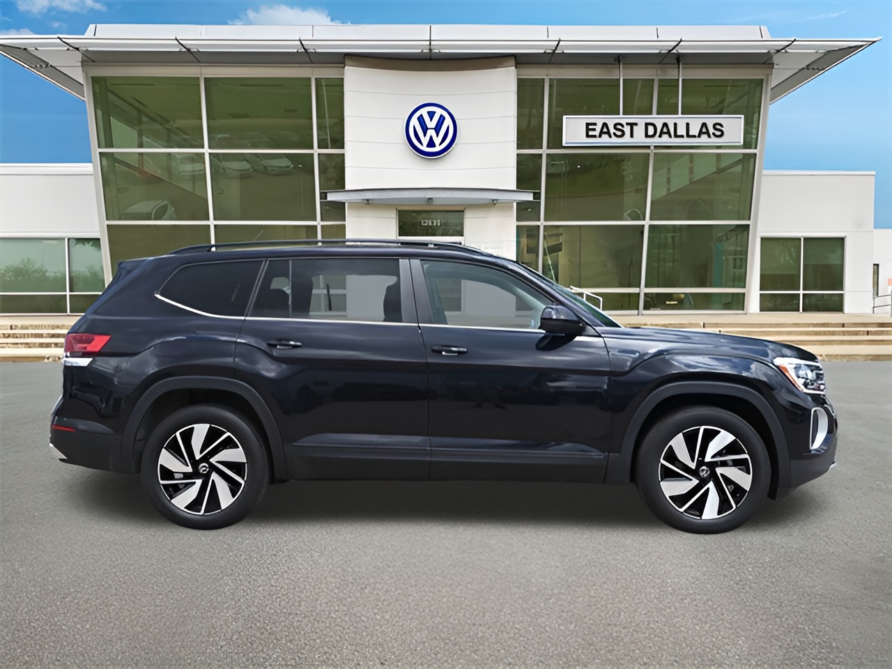 2024 Volkswagen Atlas 2.0T SE Technology Image 31 of 33