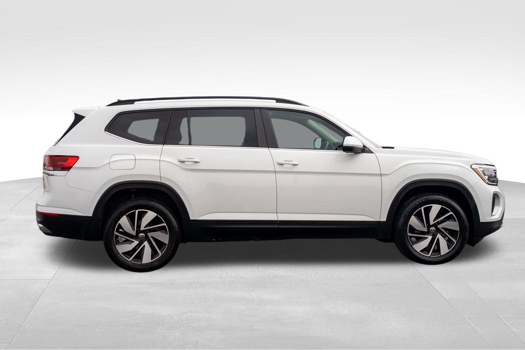 Vehicle image 5 of 35