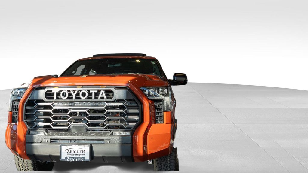 2024 Volkswagen Atlas 2.0T SE Technology Image 3 of 35