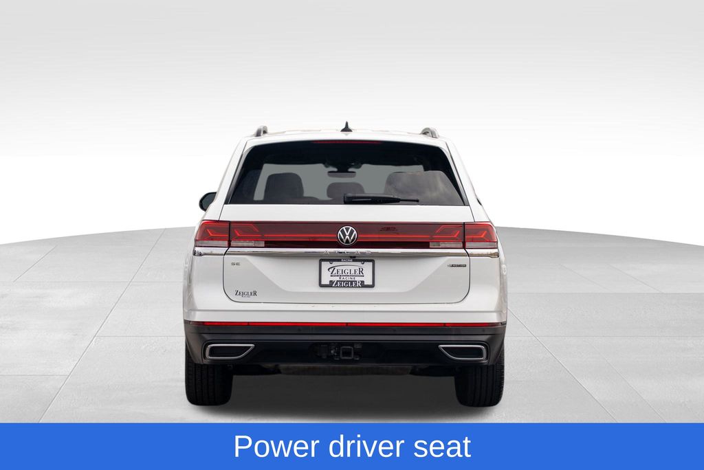 2024 Volkswagen Atlas 2.0T SE Technology Image 7 of 35