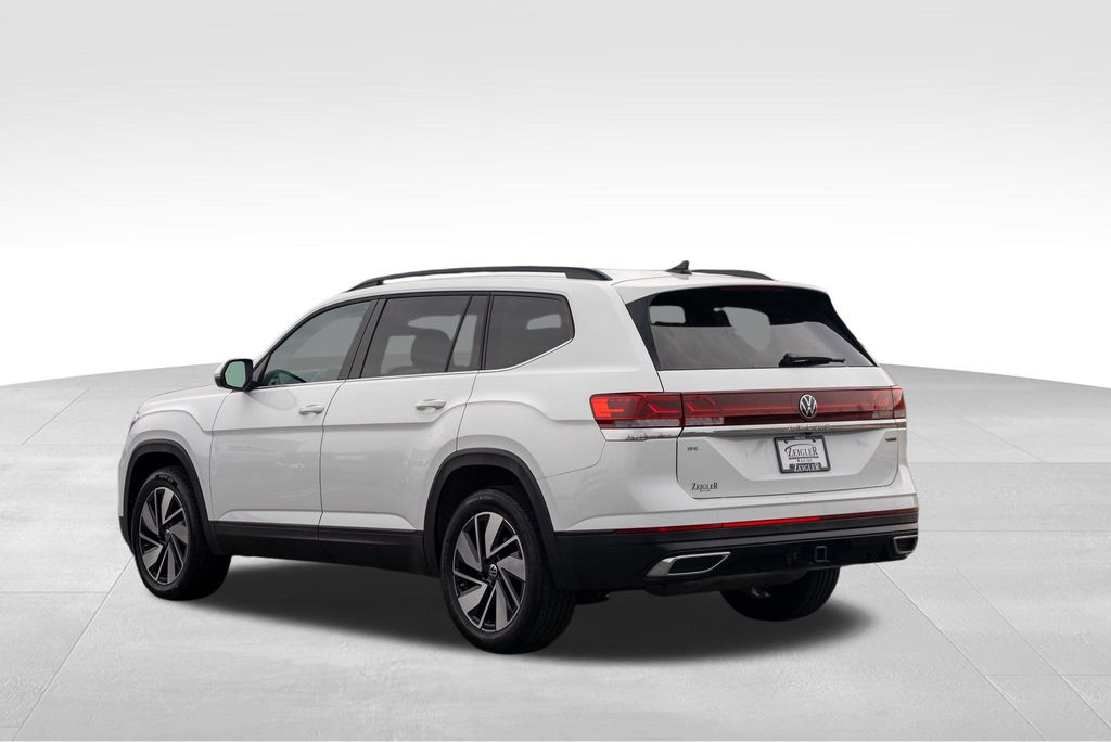 Vehicle image 8 of 35