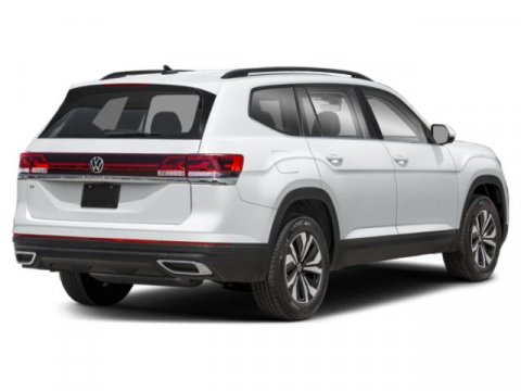 2024 Volkswagen Atlas 2.0T SE Technology Image 2 of 15