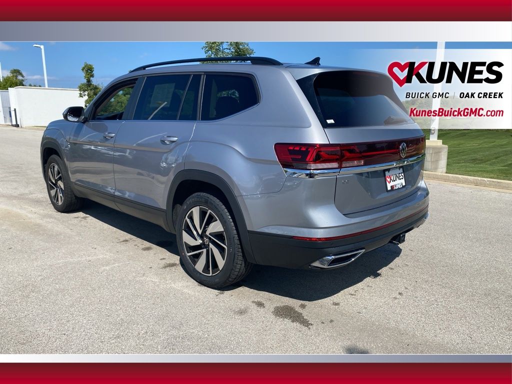 2024 Volkswagen Atlas 2.0T SE Technology Image 6 of 25
