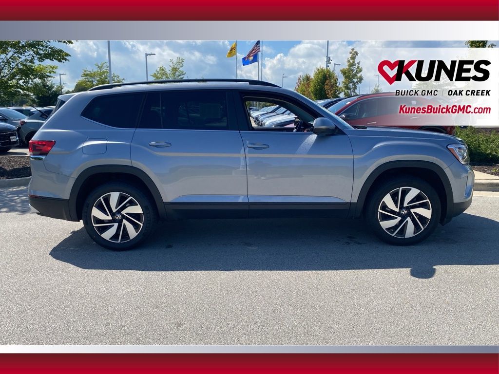 2024 Volkswagen Atlas 2.0T SE Technology Image 4 of 25