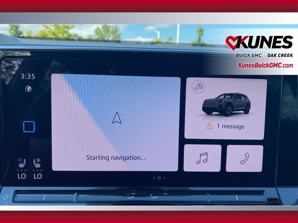 2024 Volkswagen Atlas 2.0T SE Technology Image 12 of 25