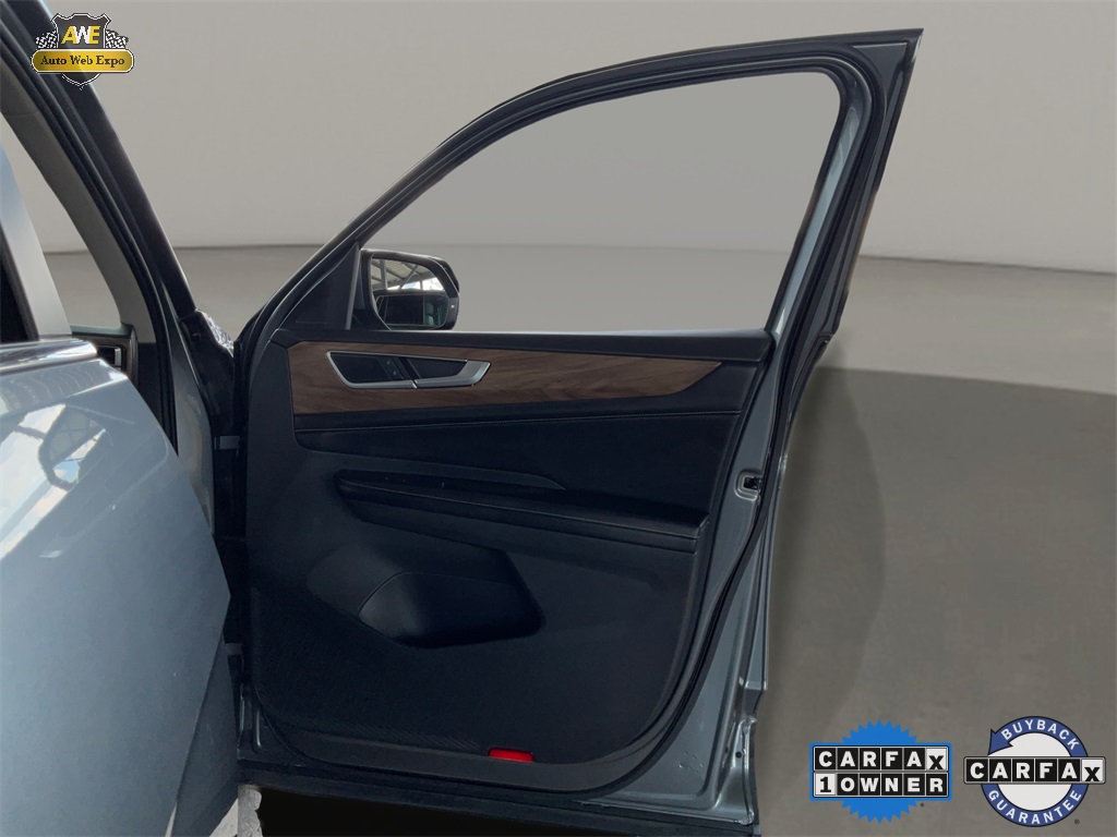 2024 Volkswagen Atlas 2.0T SE Technology Image 53 of 61