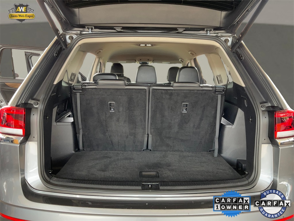 2024 Volkswagen Atlas 2.0T SE Technology Image 13 of 61
