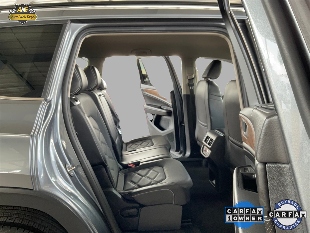 2024 Volkswagen Atlas 2.0T SE Technology Image 26 of 61