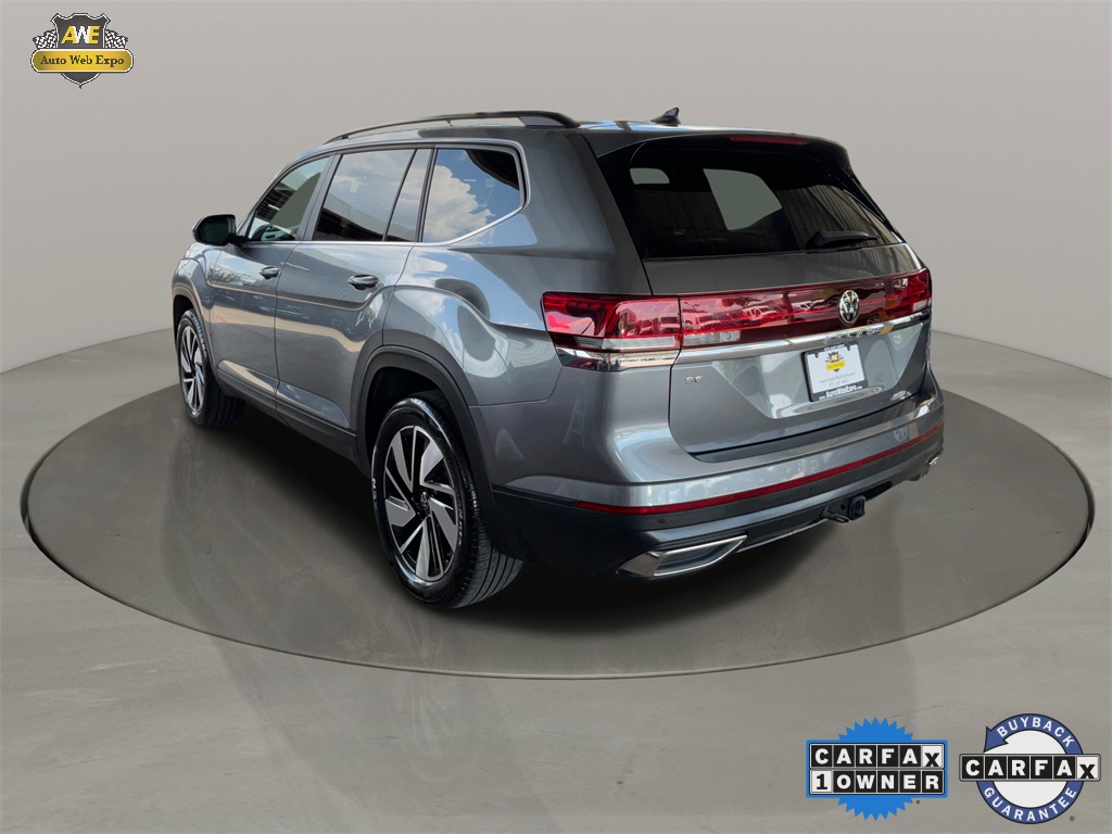 2024 Volkswagen Atlas 2.0T SE Technology Image 6 of 61
