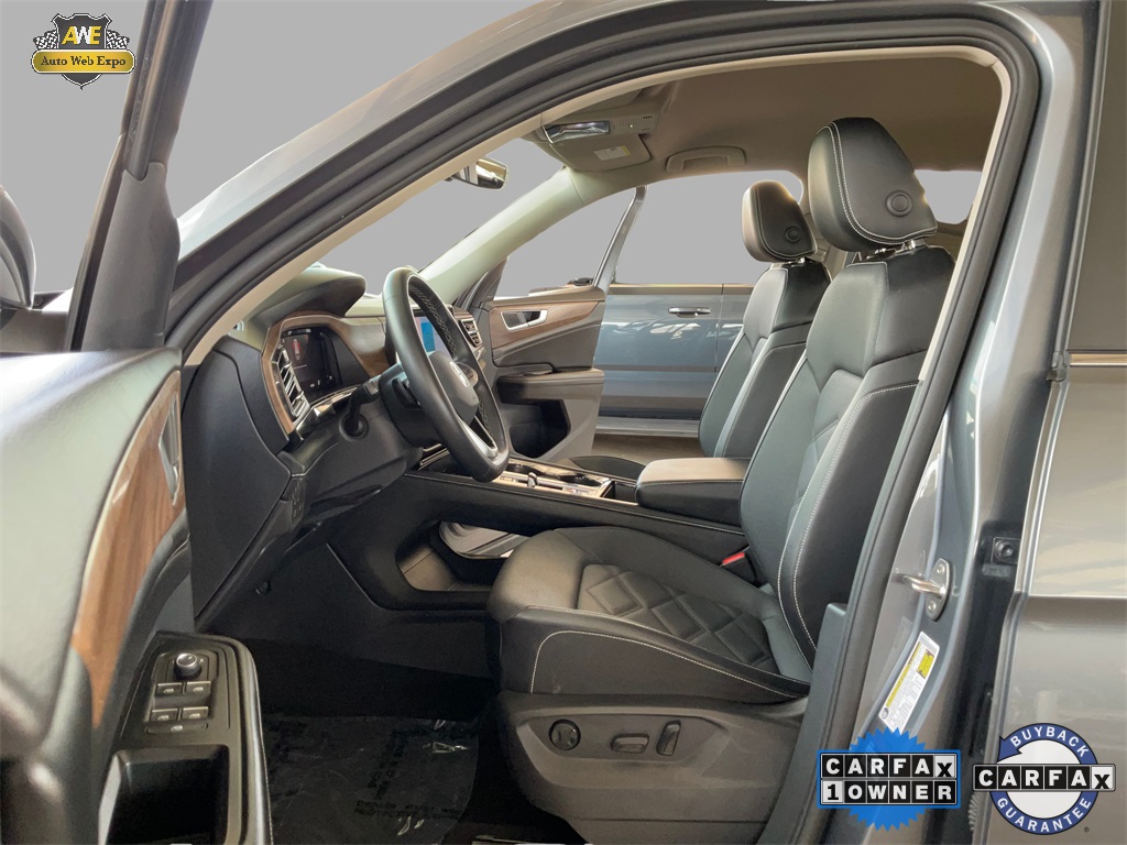2024 Volkswagen Atlas 2.0T SE Technology Image 27 of 61