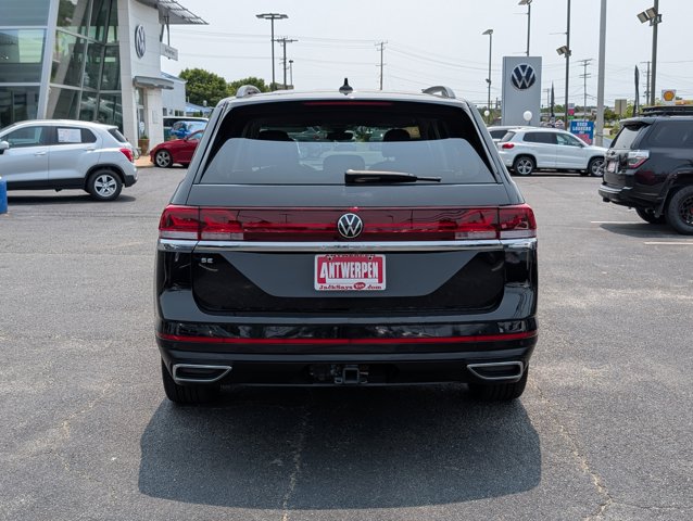 Vehicle image 7 of 32