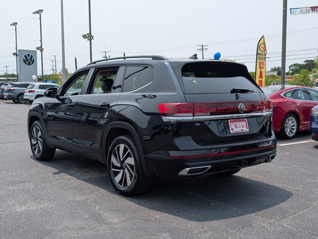 Vehicle image 8 of 32