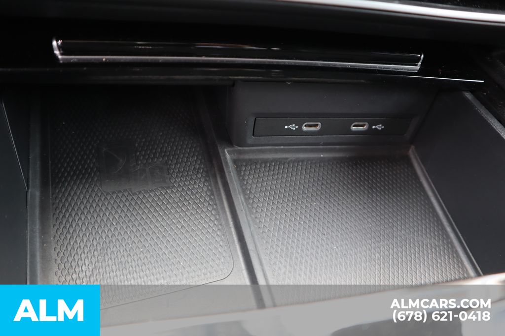 2024 Volkswagen Atlas 2.0T SE Technology Image 35 of 41
