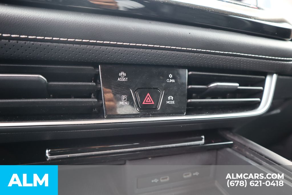 2024 Volkswagen Atlas 2.0T SE Technology Image 34 of 41