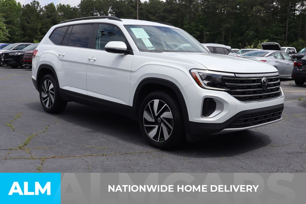 2024 Volkswagen Atlas 2.0T SE Technology Image 3 of 41