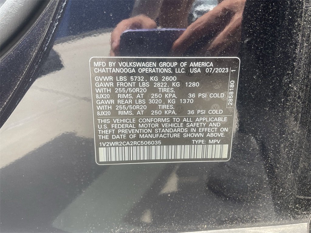 2024 Volkswagen Atlas 2.0T SE Technology Image 23 of 29