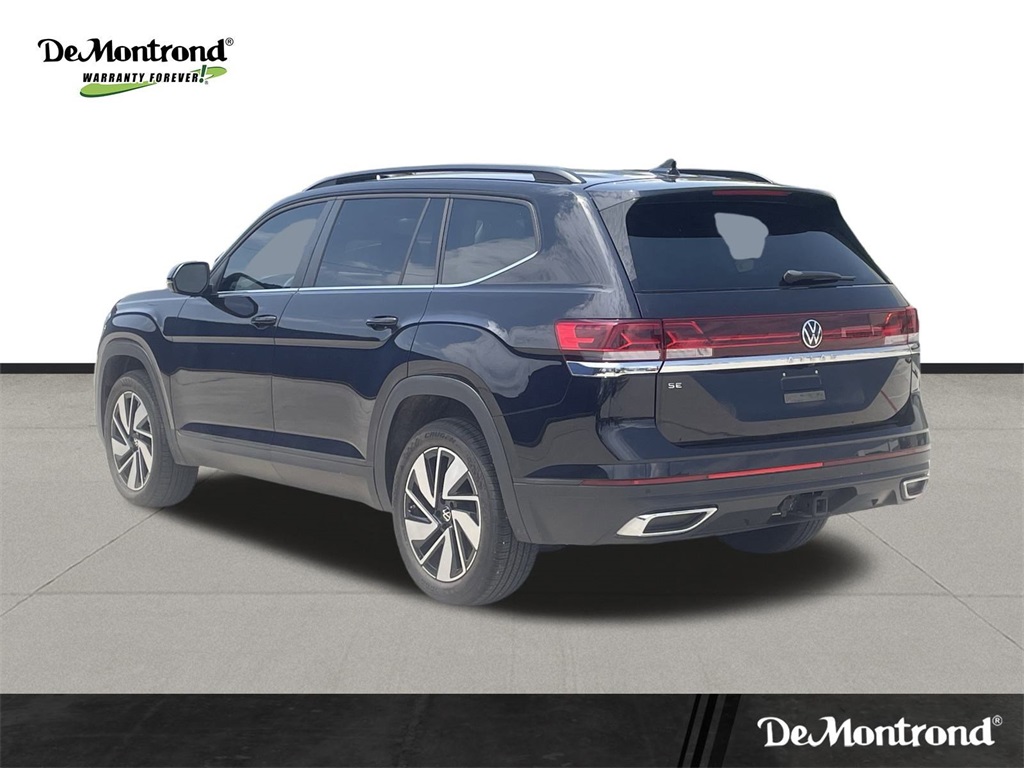 2024 Volkswagen Atlas 2.0T SE Technology Image 7 of 29