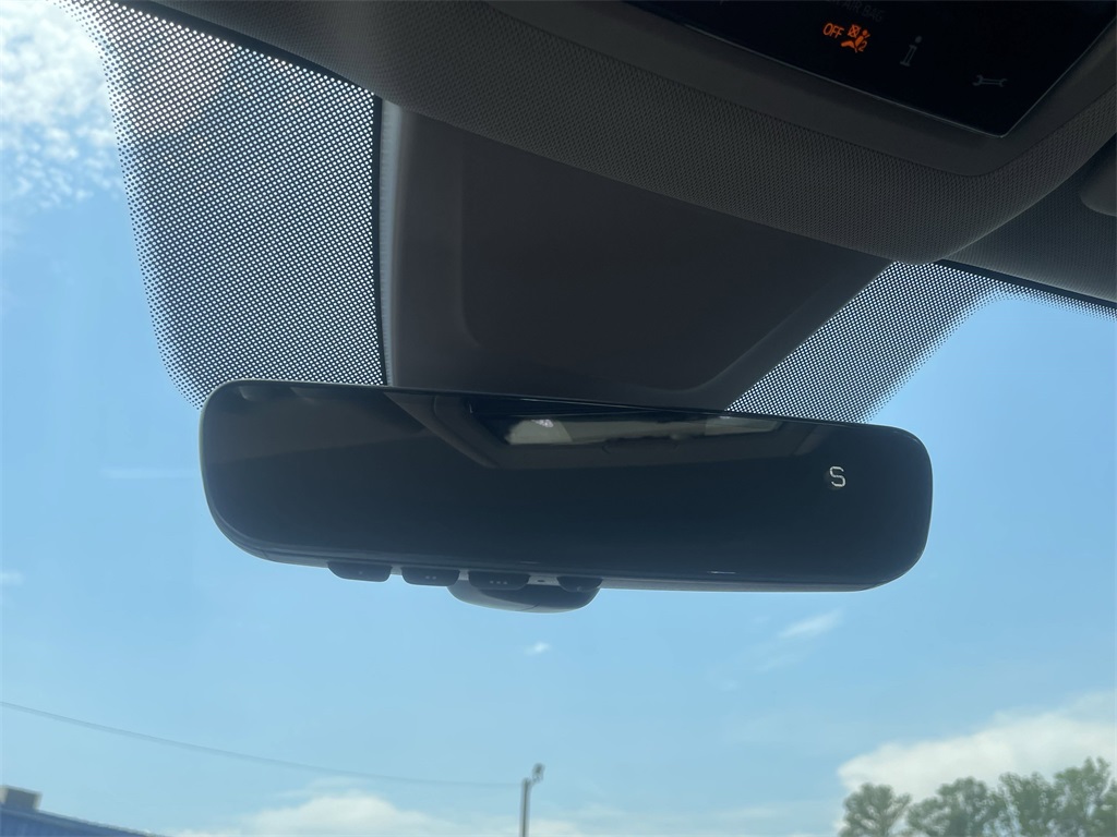 2024 Volkswagen Atlas 2.0T SE Technology Image 28 of 29