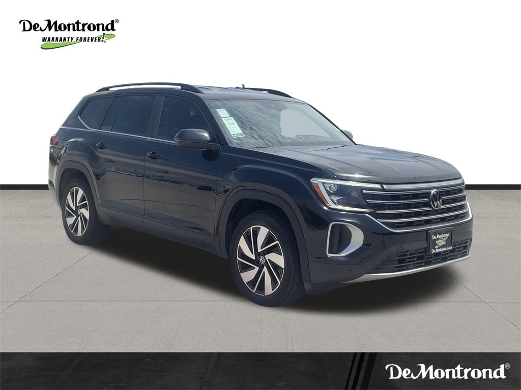 2024 Volkswagen Atlas 2.0T SE Technology Image 3 of 29