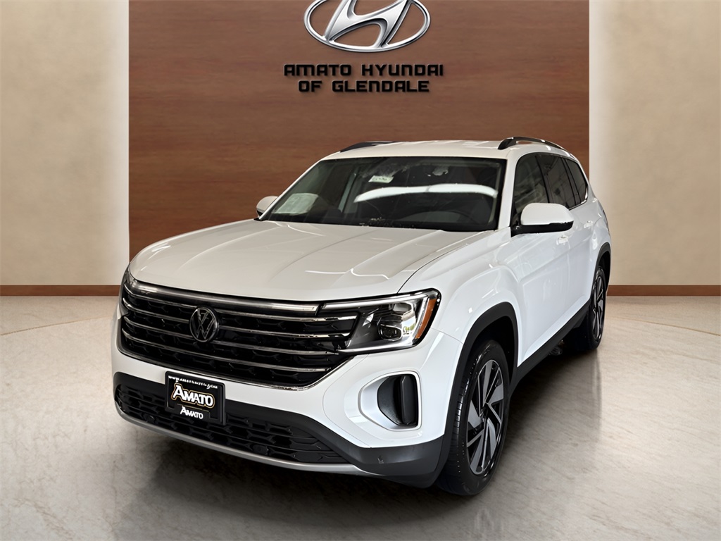 Vehicle image 1 of 28