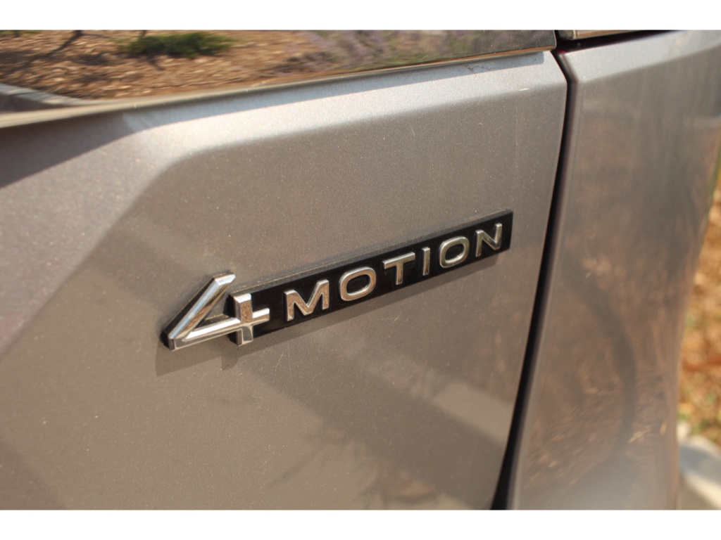 2024 Volkswagen Atlas 2.0T SE Technology Image 10 of 10