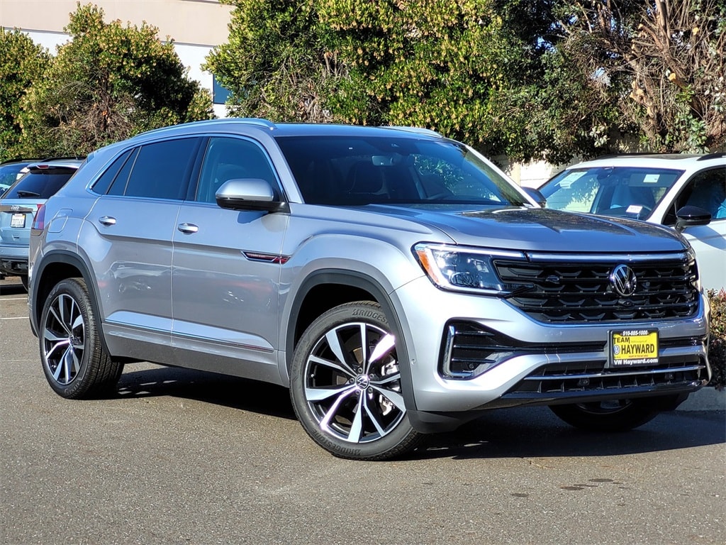 Vehicle image 1 of 6