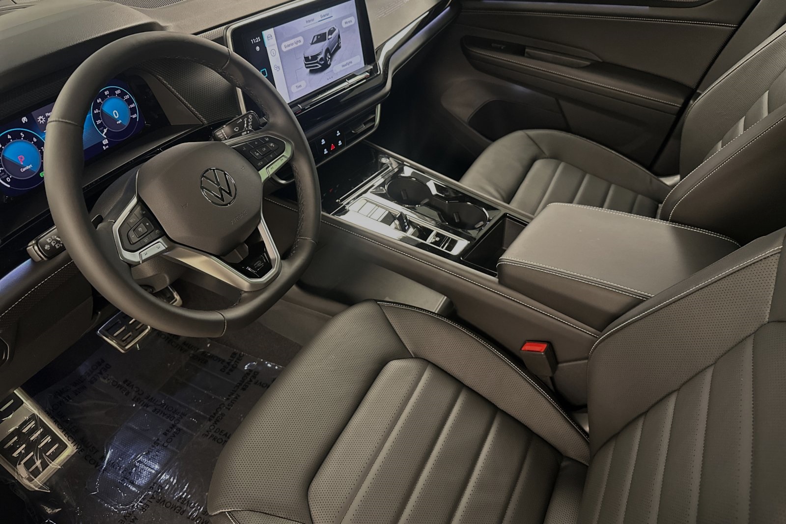 Vehicle image 9 of 27