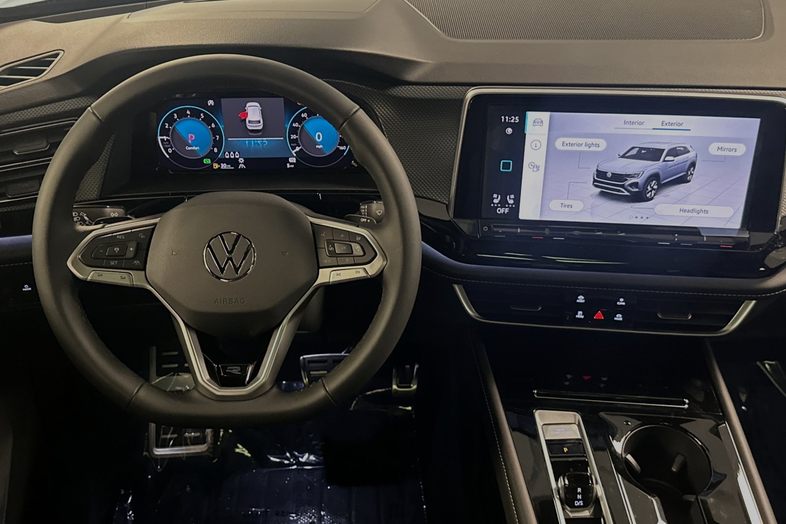 Vehicle image 13 of 27