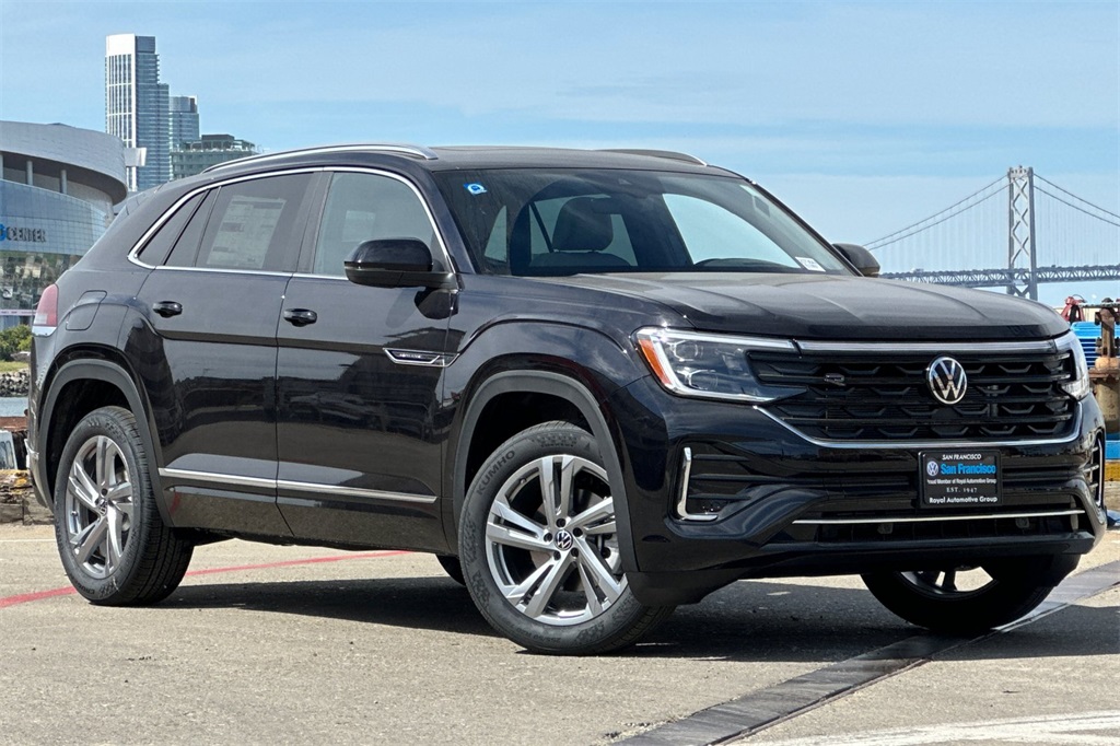 Vehicle image 2 of 23