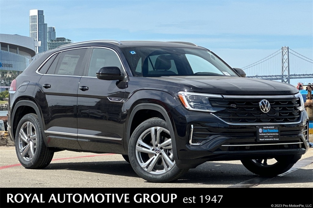 Vehicle image 3 of 23