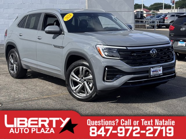 2024 Volkswagen Atlas Cross Sport 2.0T SEL R-Line Image 7 of 38